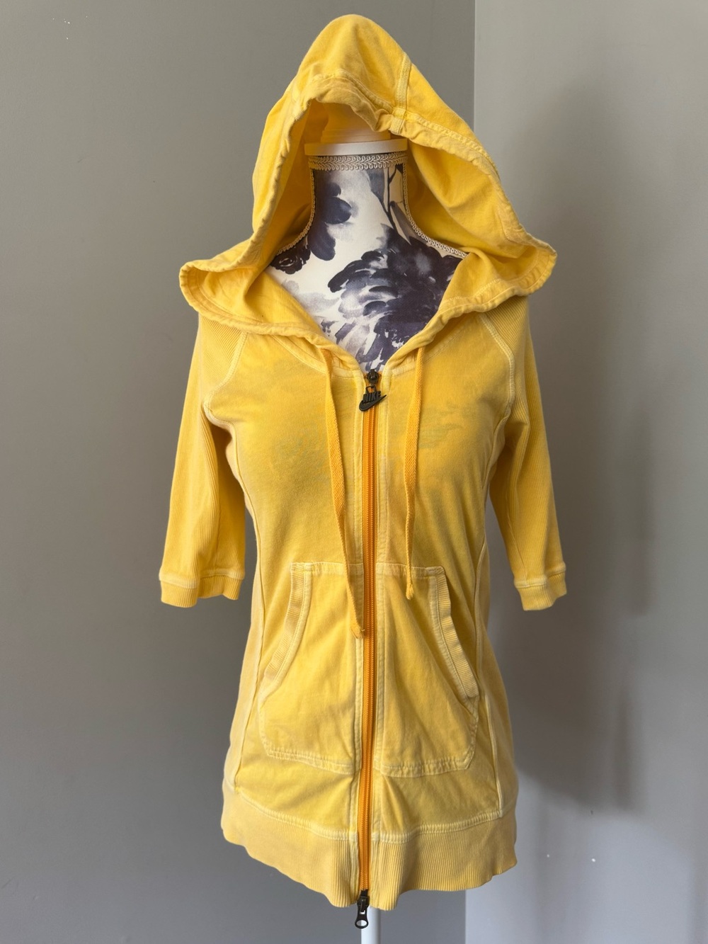 Y2K Nike Sportswear Yellow Short Sleeve Zip Up Hoodie